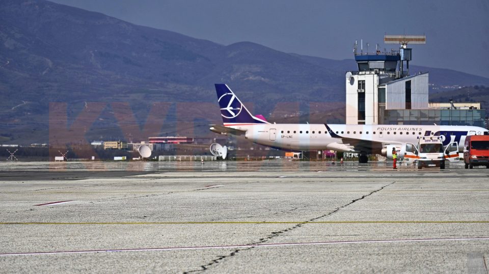 Директни линии од и до Скопје од Мадрид, Стокхолм, Келн, Прага и Бари, се зголемува бројот на туристи, државата засилено се поврзува