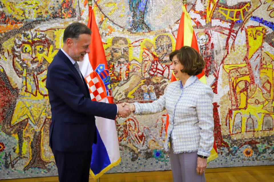 Сиљановска–Давкова оствари средба со претседателот на Саборот на Република Хрватска