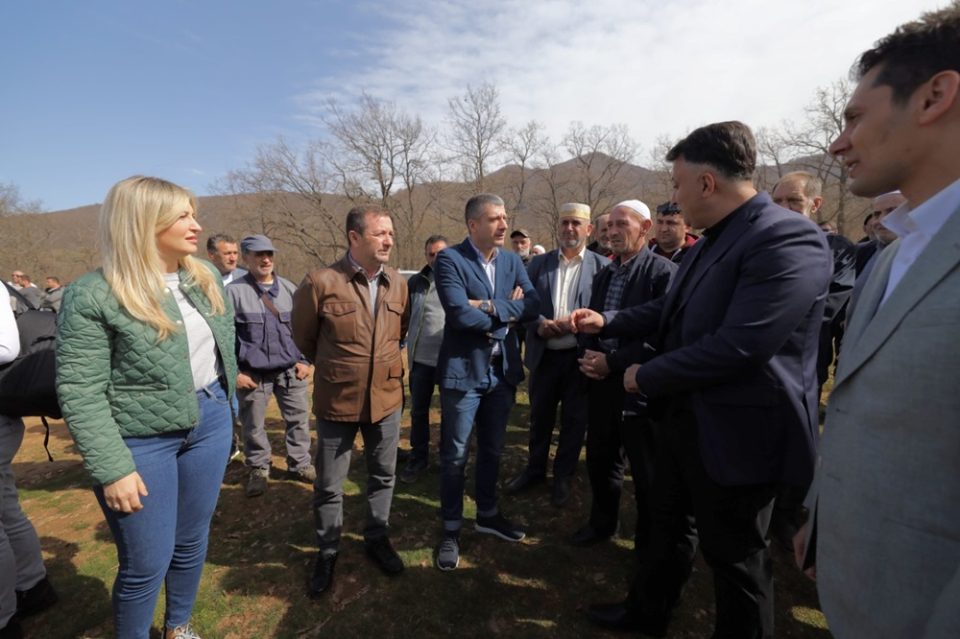 Перински во Студеничани: Инвестираме и во руралните средини – тие се еднакви по својата важност како и останатите