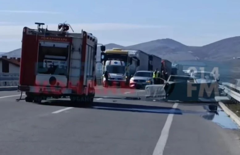 ТРАГЕДИЈА: Две лица загинаа во сообраќајна несреќа