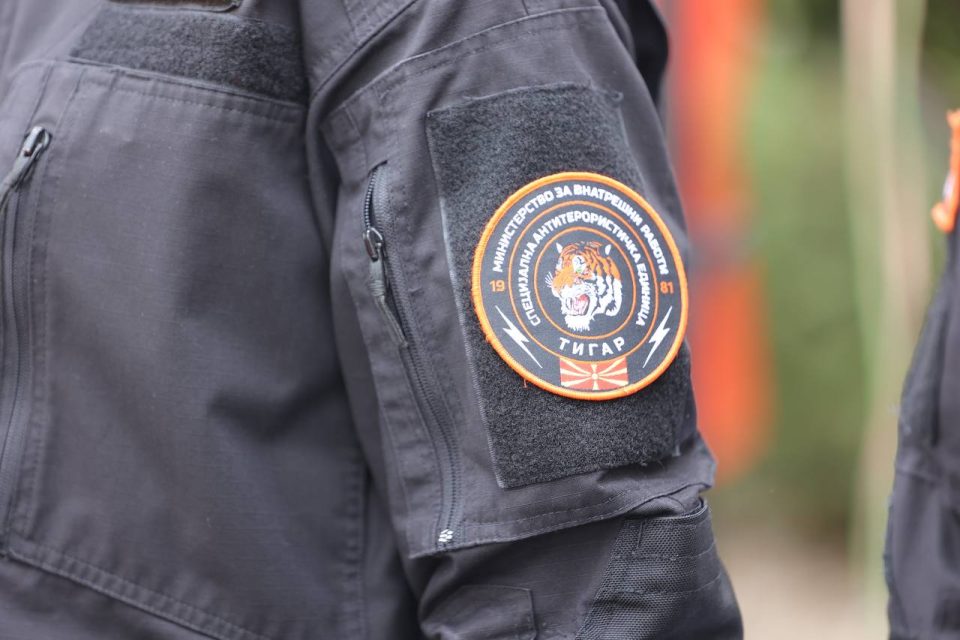 Тошковски: Тие што ги оставија полицајците без униформи денес имаат образ да зборат за наводен криминал