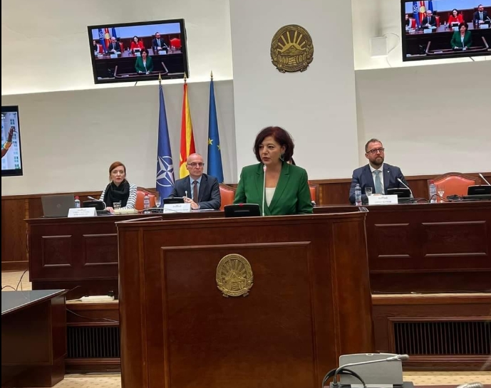 Стојковска-Серафимовска: По 6 години, ја враќаме обврската на Собранието за објавување на Програма за одбележување јубилејни годишнини