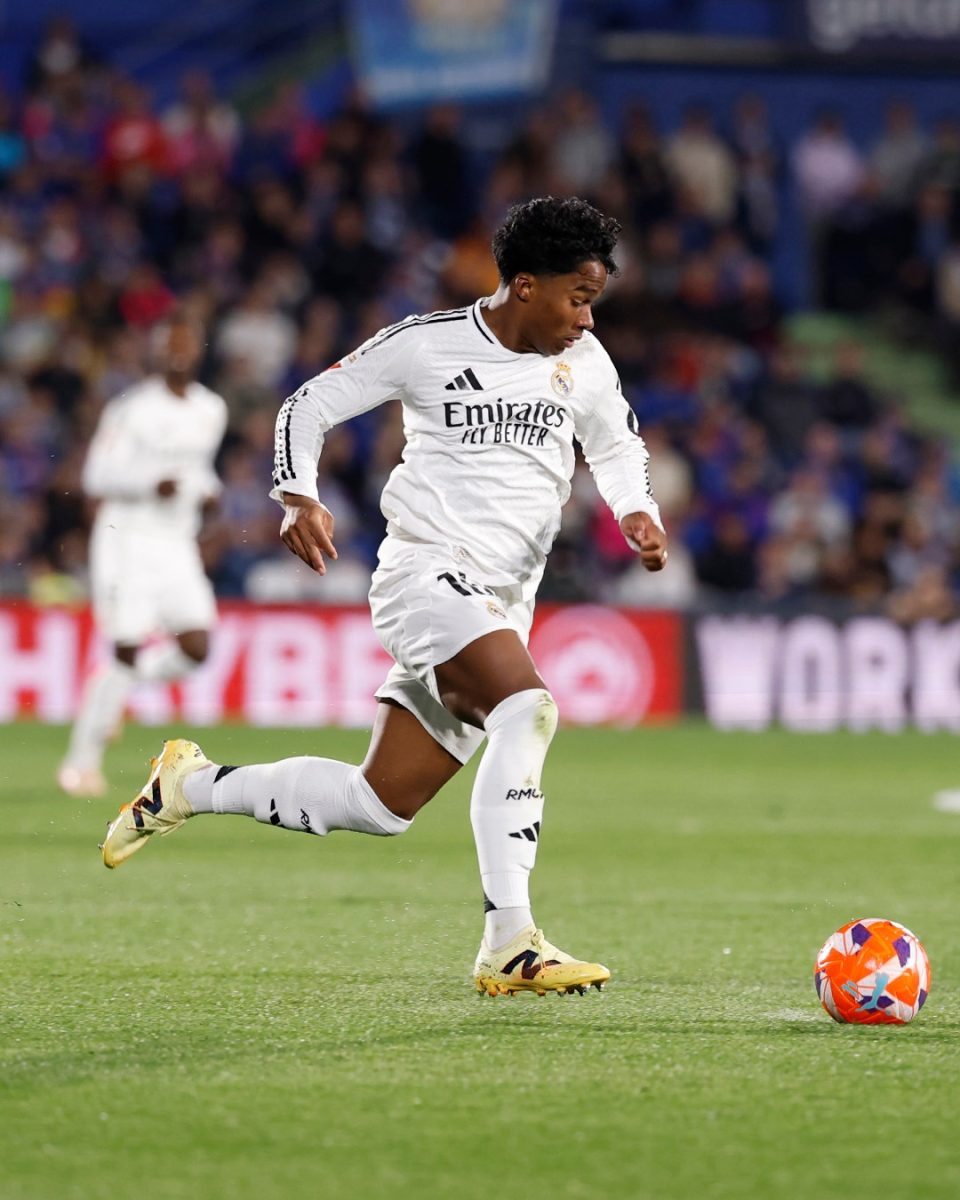 Бразилецот треба да сфати дека не е на Копакабана, туку го носи дресот на најголемиот клуб во светот (ВИДЕО)