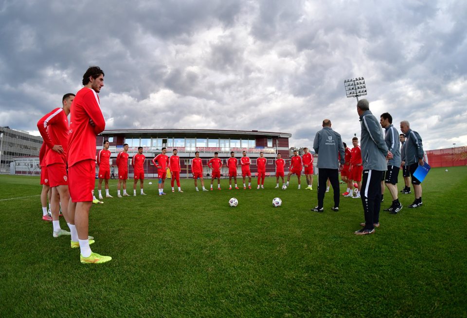Фудбалските репрезентативци веќе со мислите кон Белгија (ФОТО)