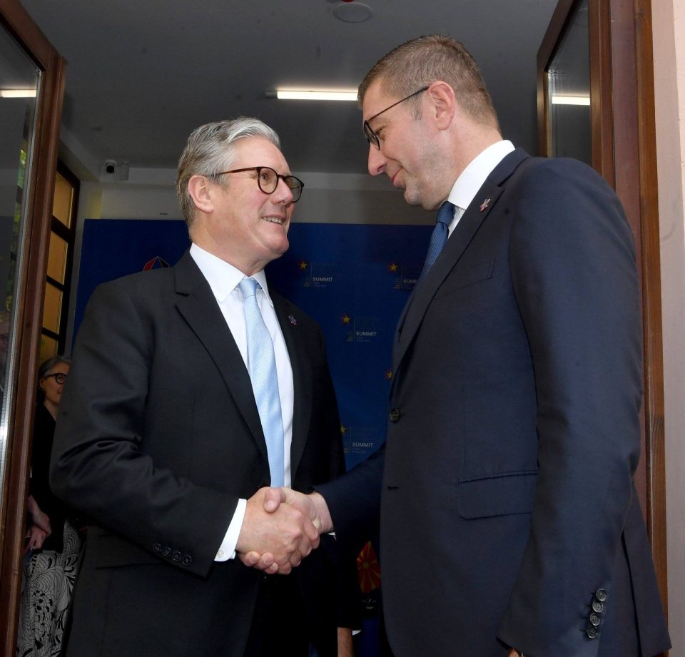 И Велика Британија станува „стратешки партнер“ на Македонија, објавија премиерите Стармер и Мицкоски