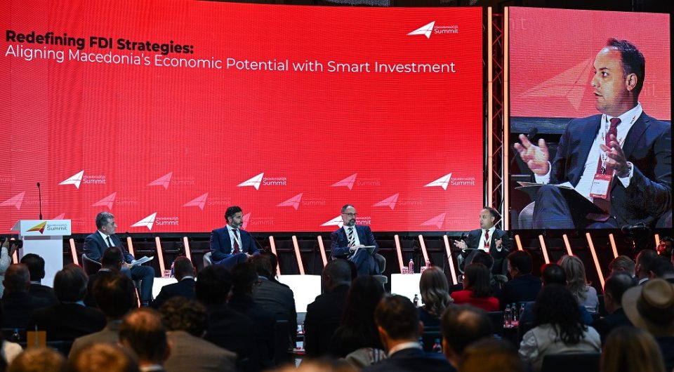 САМИТ НА МАКЕДОНИЈА2025: Вториот ден во знакот на вештачката интелигенција, образованието, инвестициите и поврзаноста со дијаспората