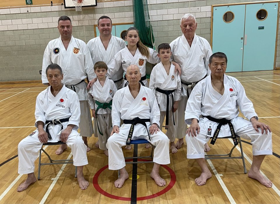 Македонските каратисти на карате семинар во Виндзор