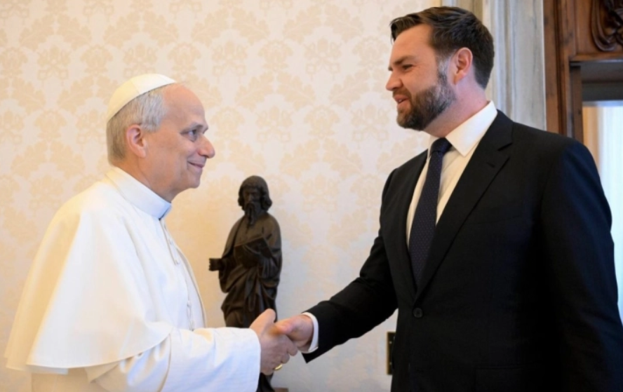 Новиот папа Лав Четиринаесети на средба со потпретседателот на САД