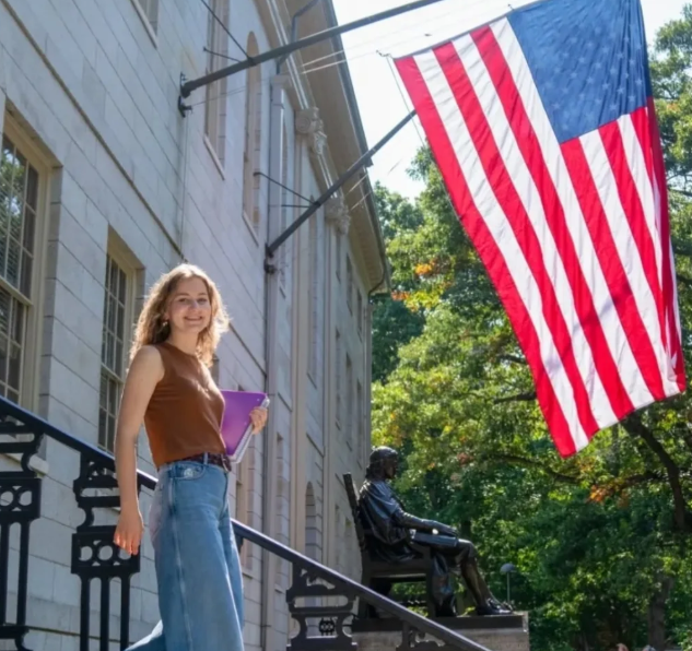 Белгиската принцеза Елизабет погодена од мерките на Трамп