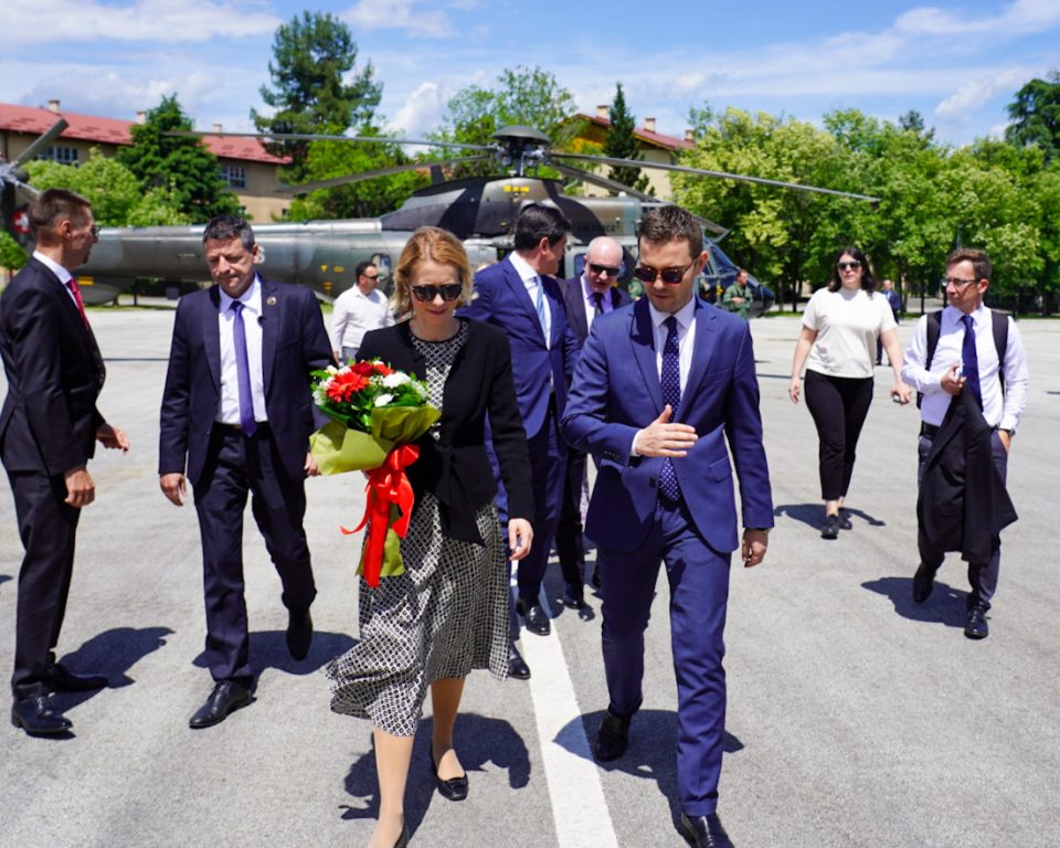 Муцунски ја пречека Каја Калас во Скопје: Недвосмислената европска перспектива во фокус на разговорите