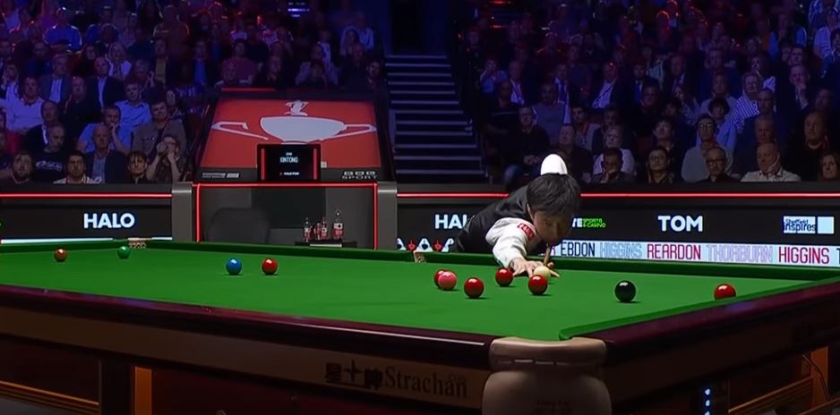 Синтонг прв Кинез со титулата светски првак во снукер