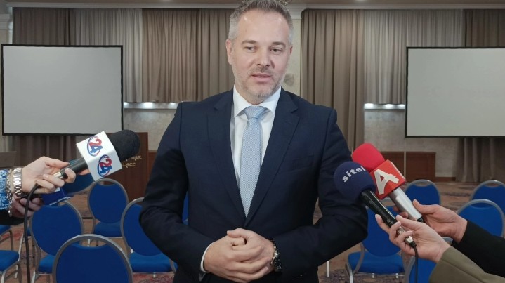 Јанев: Се надевам тие што изнесуваат лаги ќе имаат доблест да се извинат