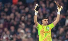 Барселона тргнува по еден од најдобрите голмани во светот