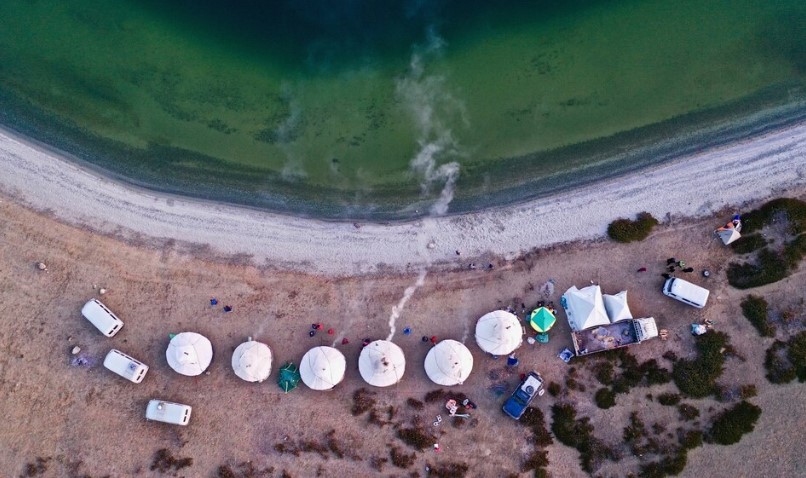 Затворски и парични казни: Важна информација за Македонците кои планираат одмор во грчки кампови