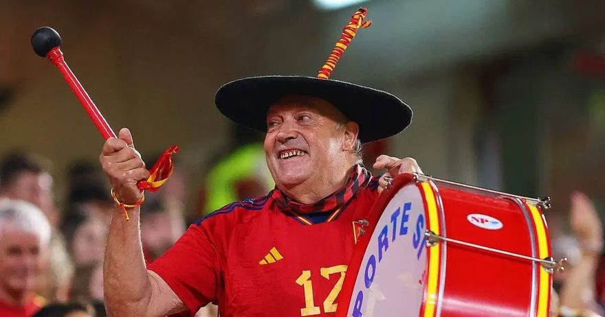 Почина најпрепознатливиот навивач на шпанската репрезентација