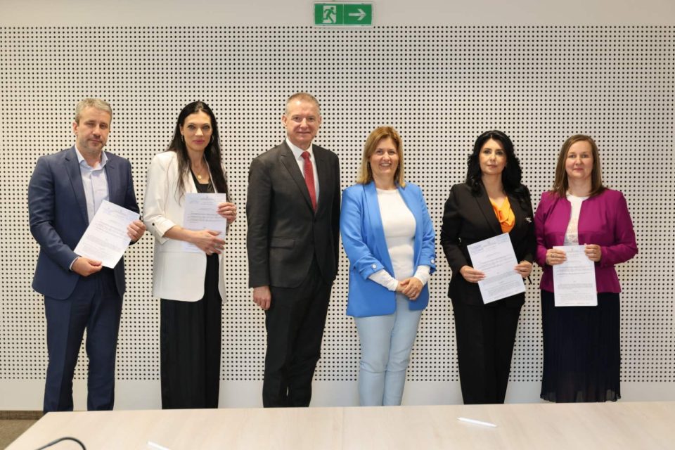 Четири училишта добиваат паметен систем за енергетско управување