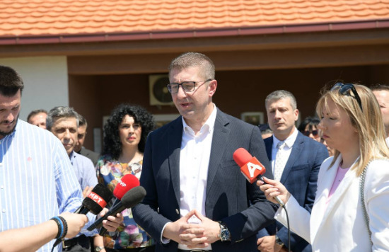 Мицкоски: Јавниот и државниот долг најниски во последните 5 години