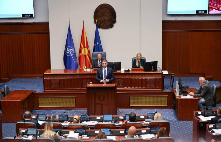 Мицкоски за стратешкиот договор со ОК: Инвестициски циклус во државата од околу 6 милијарди евра