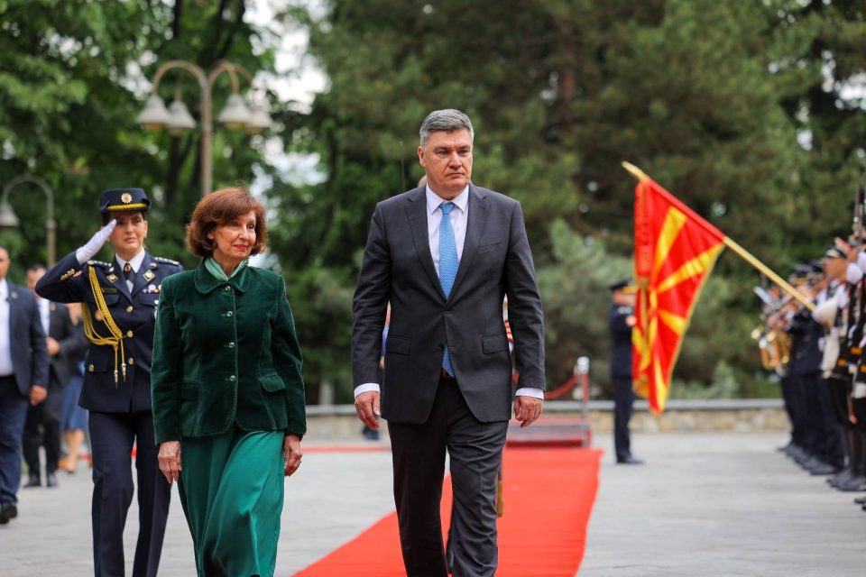 Милановиќ: Немојте да бидете жртва на изнудување за членство во ЕУ