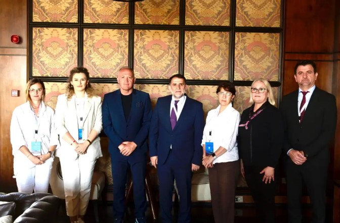 Средба на собраниска делегација со делегација од БиХ на Форумот во Мароко