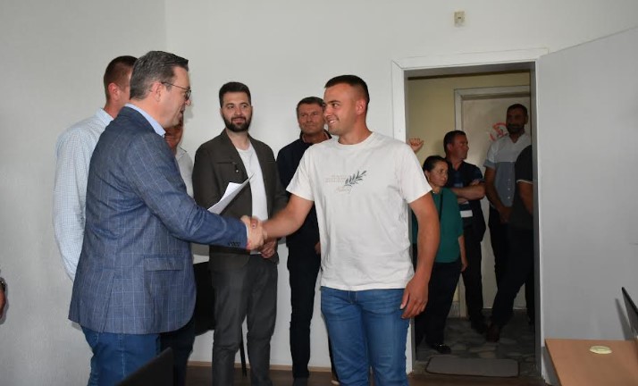 Трипуновски: Во општина Прилеп се доделија 192 договори на земјоделците, со вкупна површина близу 500 хектари