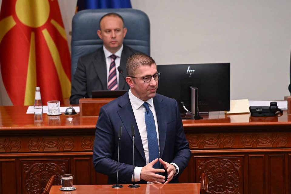 Мицкоски: Да лобираме заедно за ЕП да го изгласа извештајот за многувековниот и посебен македонски идентитет и јазик
