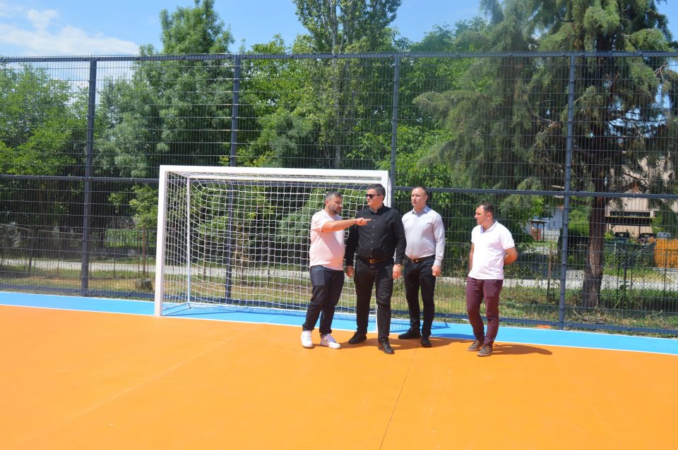 Пуштено во употреба ново спортско игралиште во ООУ „Ристо Крле“