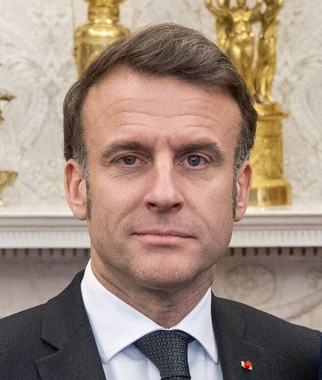 Макрон: Потребно е зајакнување на воената поддршка за Украина