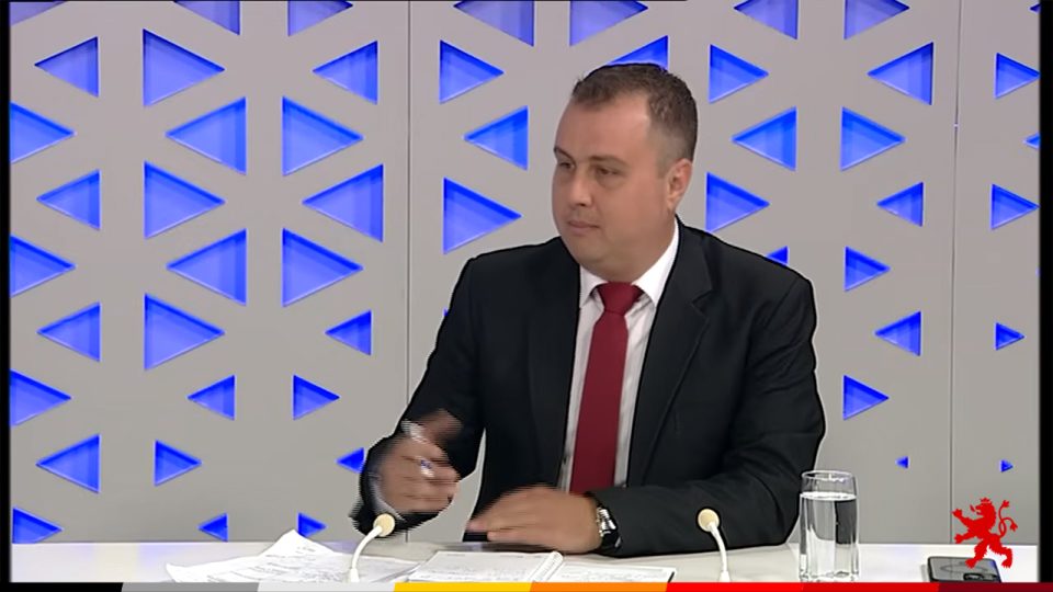 Пренџов: Обединетото Кралство има најниска каматна стапка и најдобар кредитен рејтинг, договорот е јавен и транспарентен