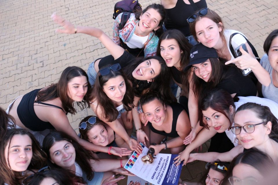 Гран При за Женскиот младински хор при МКЦ на меѓународниот хорски фестивал „Црноморски звуци”