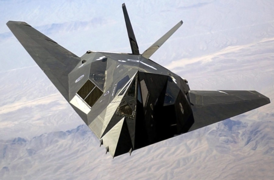 Американски бомбардери Б-2 и бомби за уништување бункери користени во нападот врз цели во Иран