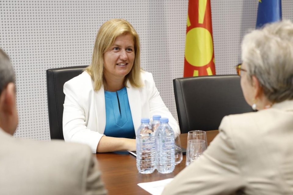 Средба Божиновска-Шарлот Ру од ЕБРД: Зајакнување на енергетската соработка во фокусот