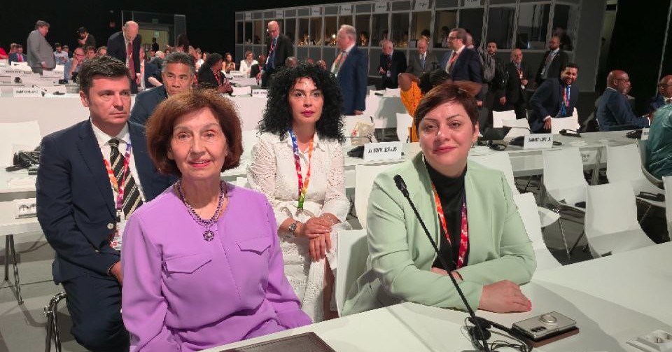 Димитриеска – Кочоска и Сиљановска – Давкова на 4. Меѓународна конференција за финансирање на развојот во Севиља