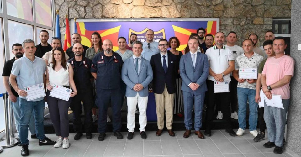 Јанев на заокружување на обуката „Истрага на местото на настанот“