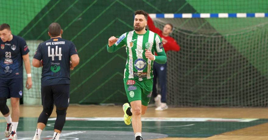 Е.Пелистер му го продолжи договорот на Богдан Радивојевиќ