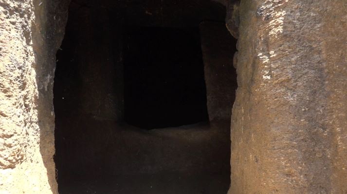 Прилепските археолози ги доистражуваат уникатините камени гробници на Маркови Кули, не се знае уште колку ги има