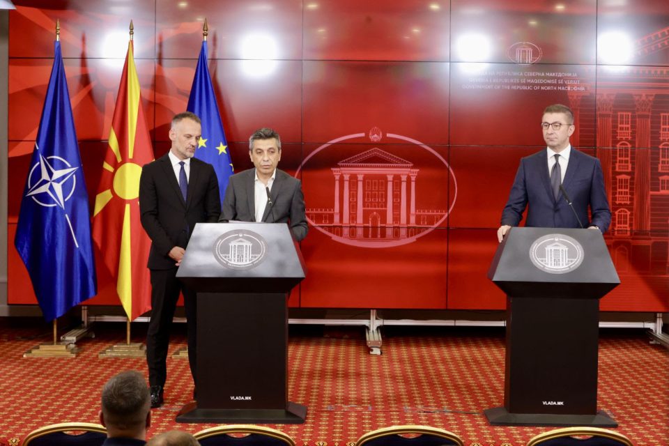 Мицкоски: Се усвои Предлог-законот за соодветна и правична застапеност