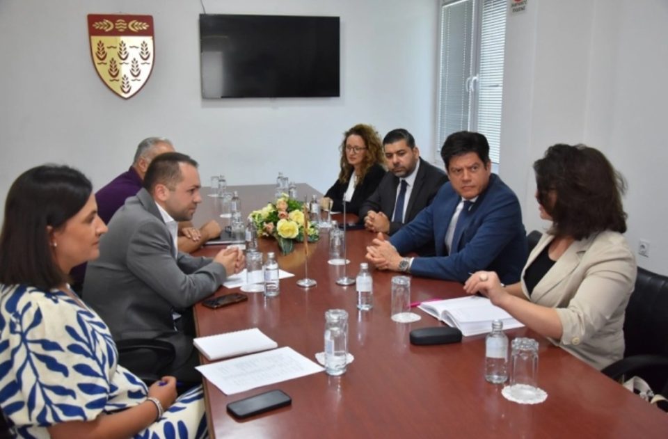 Евроaмбасадорот Рокас ја посети Општина Кочани