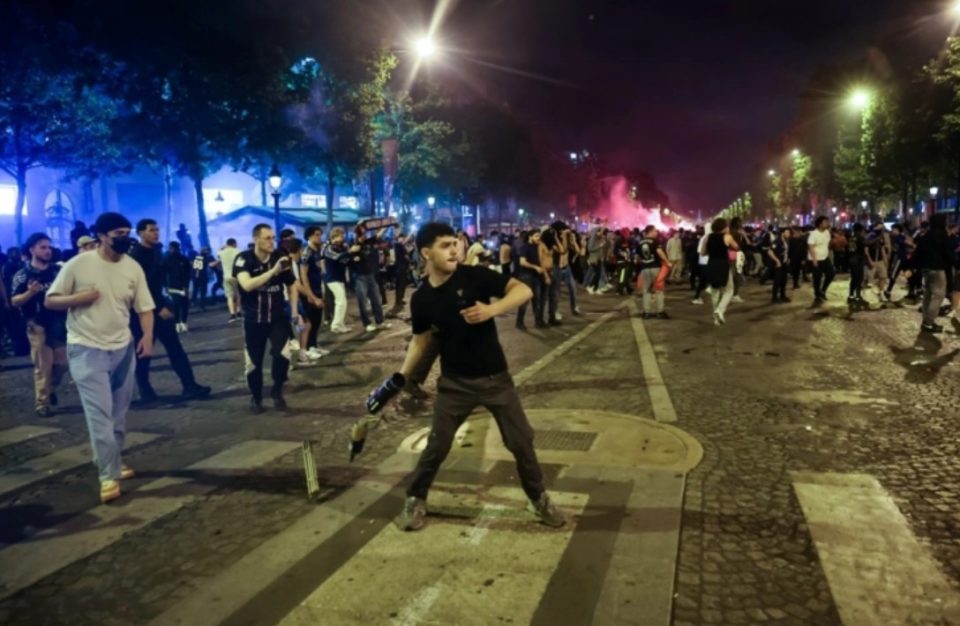 Насилства низ Париз по победата на ПСЖ во Лигата на шампиони, Херцог го осуди вандализмот врз еврејските институции