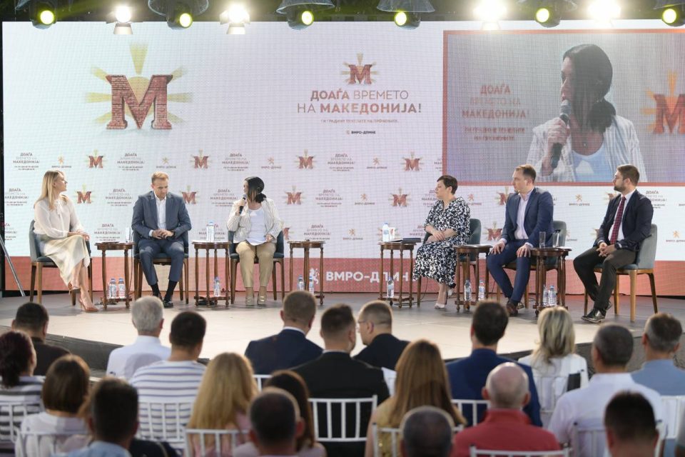 Петрова: Дигитализацијата е патот за праведно оданочување и борба против даночната евазија и сивата економија