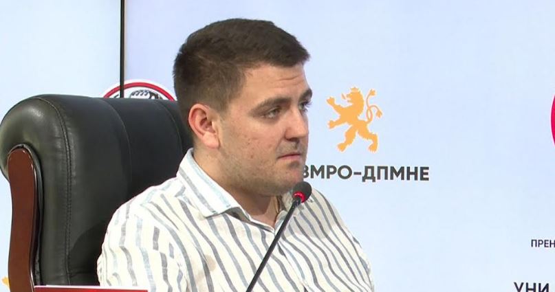 Попов: Владеењето на СДС ги доведе младите во тотална апатија и отпор спрема државата