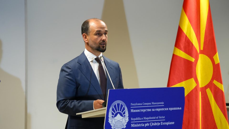 Муртезани: Процесот на проширување е изложен на притисоци и тенденции на билатерализација, Копенхашките критериуми се наша заштита