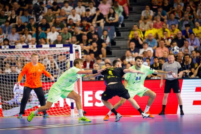 Нант  преку Барселона до третото место на Ф4 во Келн