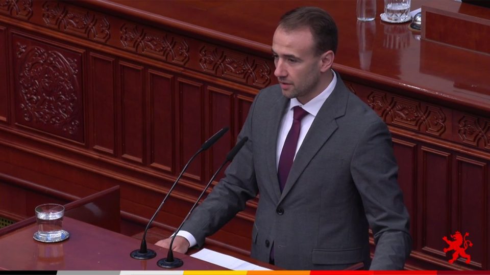 Стојаноски: Драго ми е што конечно се зборува за тоа колку и какви услуги се достапни, колку километри автопатишта се градат, тоа е едно нормално коешто граѓаните на оваа држава го заслужуваат