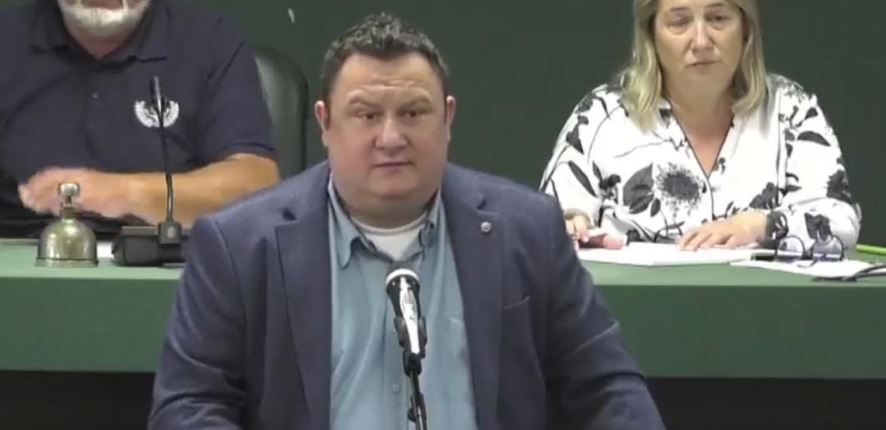 Кирков: Една седница нема да ги реши дивоградбите кои ДУИ ги гради 20 години, Данела да не прави театар