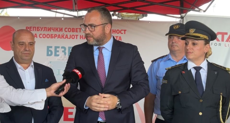 Тошковски ги праша СДСМ: Дали моќна фамилија значајна за партијата е сопственик на полигонот и одлучила кој ќе го добие тендерот?