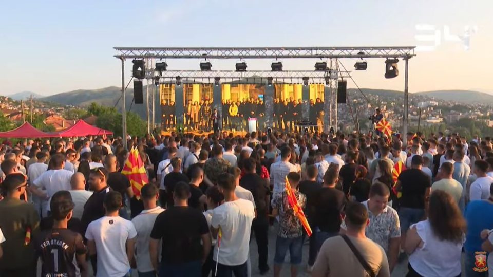 Мицкоски: Од минусно салдо на раст на БДП и последни во Европа до денешен раст од 3.2%