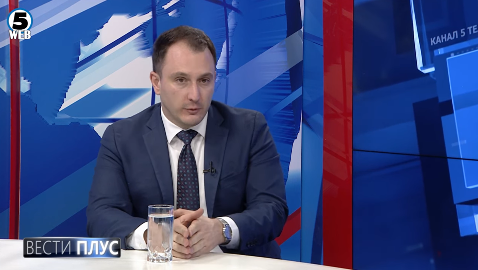 Андоновски: Ги повикувам младите да се регистрираат на порталот uslugi.gov.mk за да аплицираат за ваучер