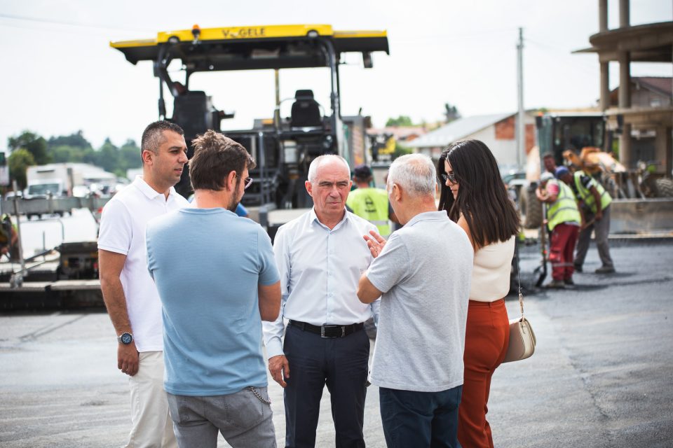 Асфалтирање на првиот дел од булеварскиот влез во Битола