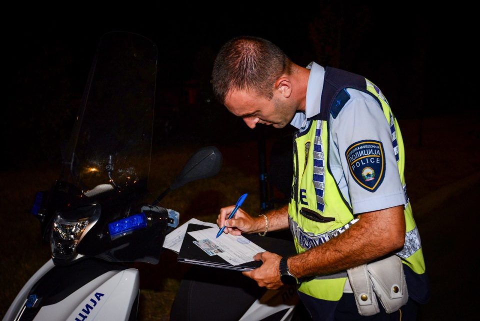 Уапсени возачи во Делчево и гостиварско, управувале возила под дејство на алкохол и со брзина поголема од дозволената